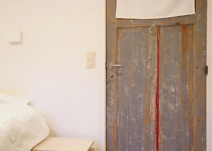 Well-situated And Comfortable Gante